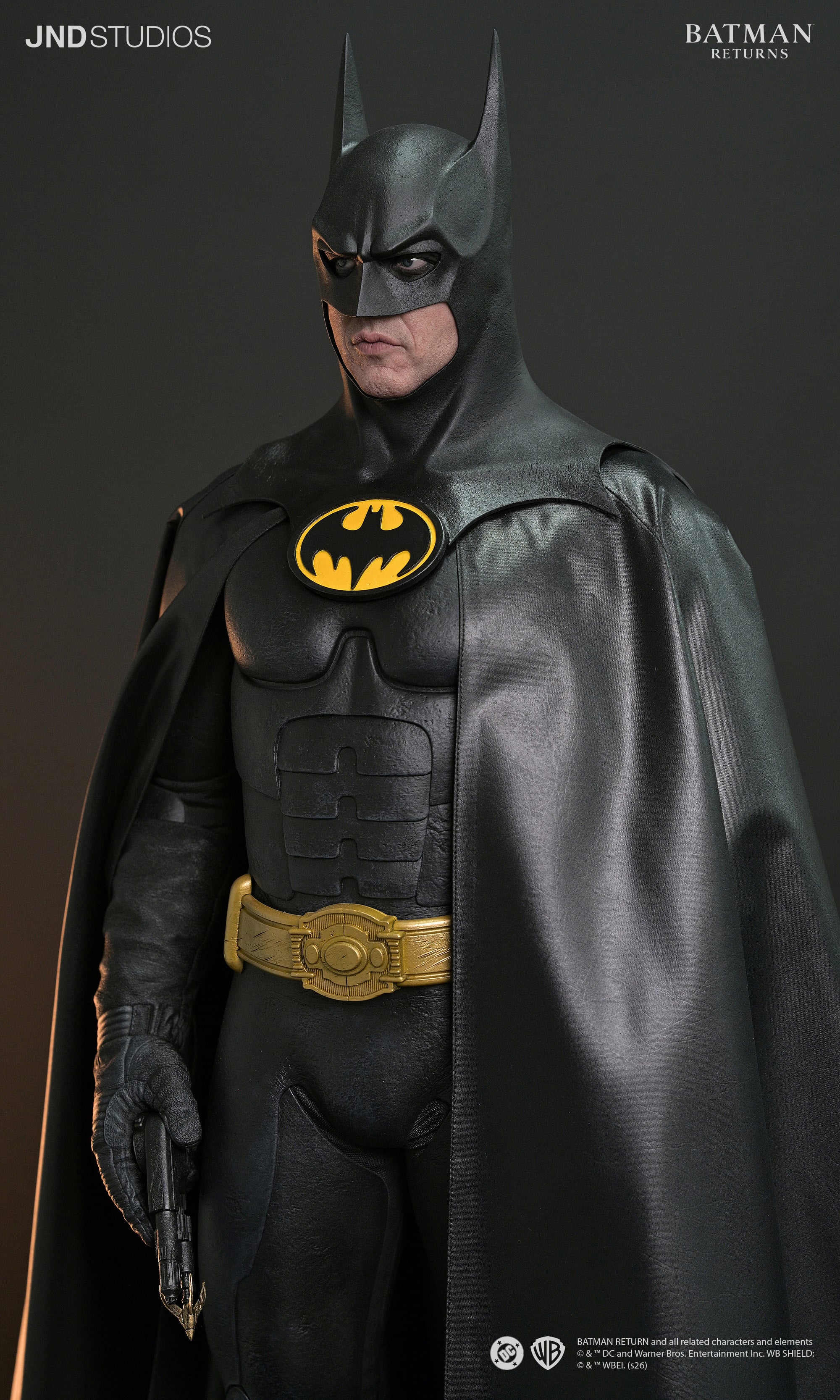 Batman Returns Hyperreal Batman (Dual Ver.) 1/3 Scale Limited Edition Statue Set Gallery Image 11