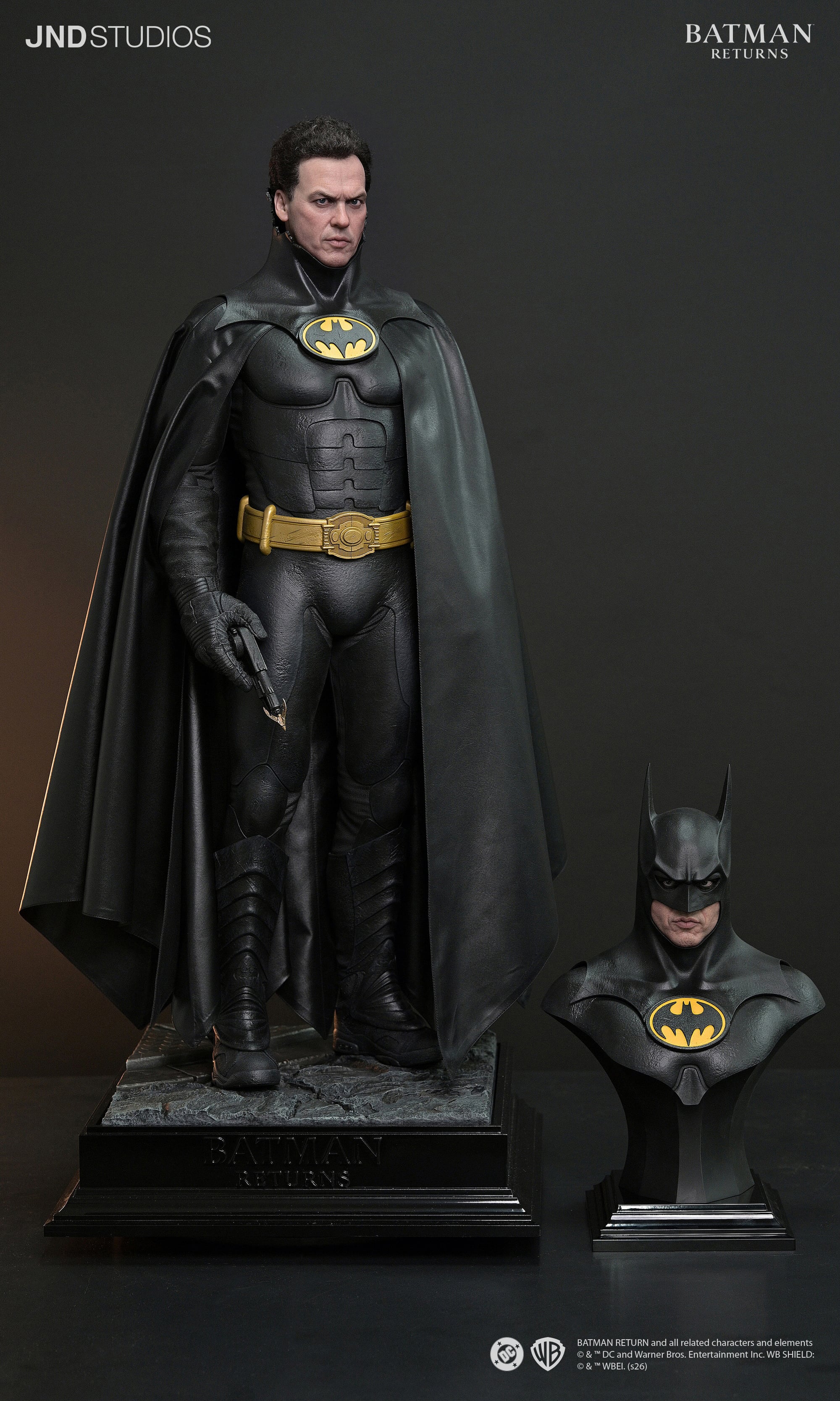 Batman Returns Hyperreal Batman (Dual Ver.) 1/3 Scale Limited Edition Statue and Bust Set Gallery Image 61