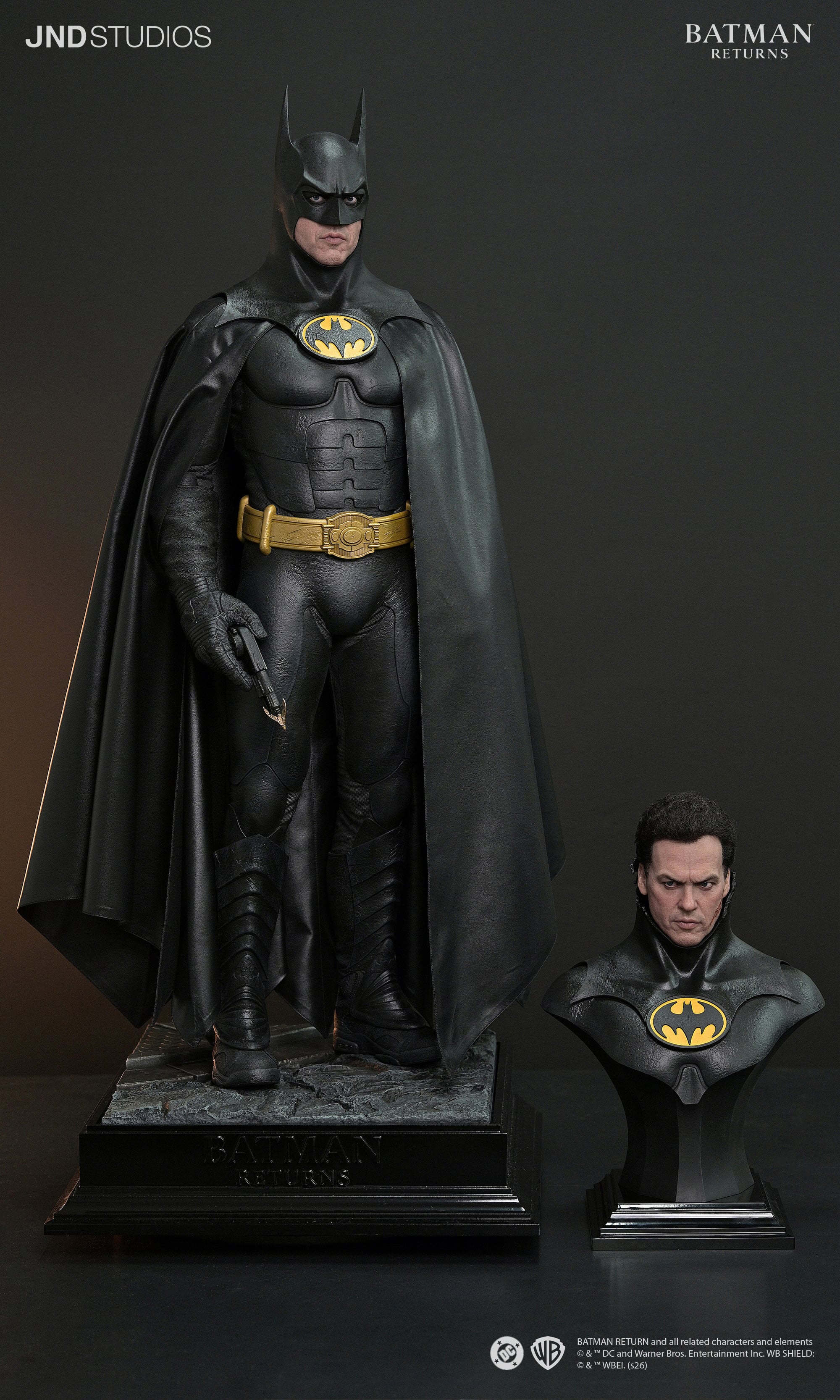 Batman Returns Hyperreal Batman (Dual Ver.) 1/3 Scale Limited Edition Statue and Bust Set Gallery Image 62