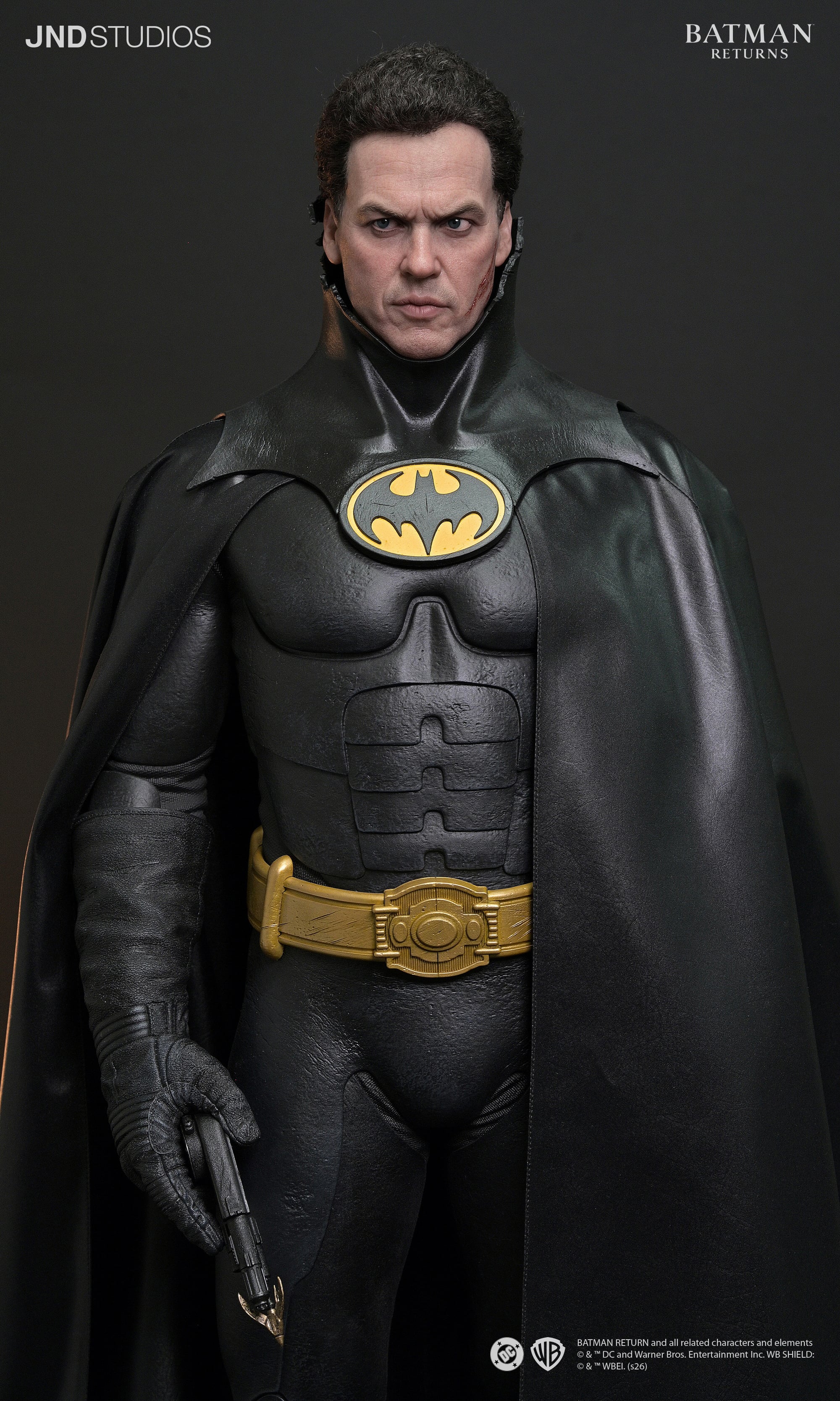 Batman Returns Hyperreal Batman (Dual Ver.) 1/3 Scale Limited Edition Statue and Bust Set Gallery Image 53