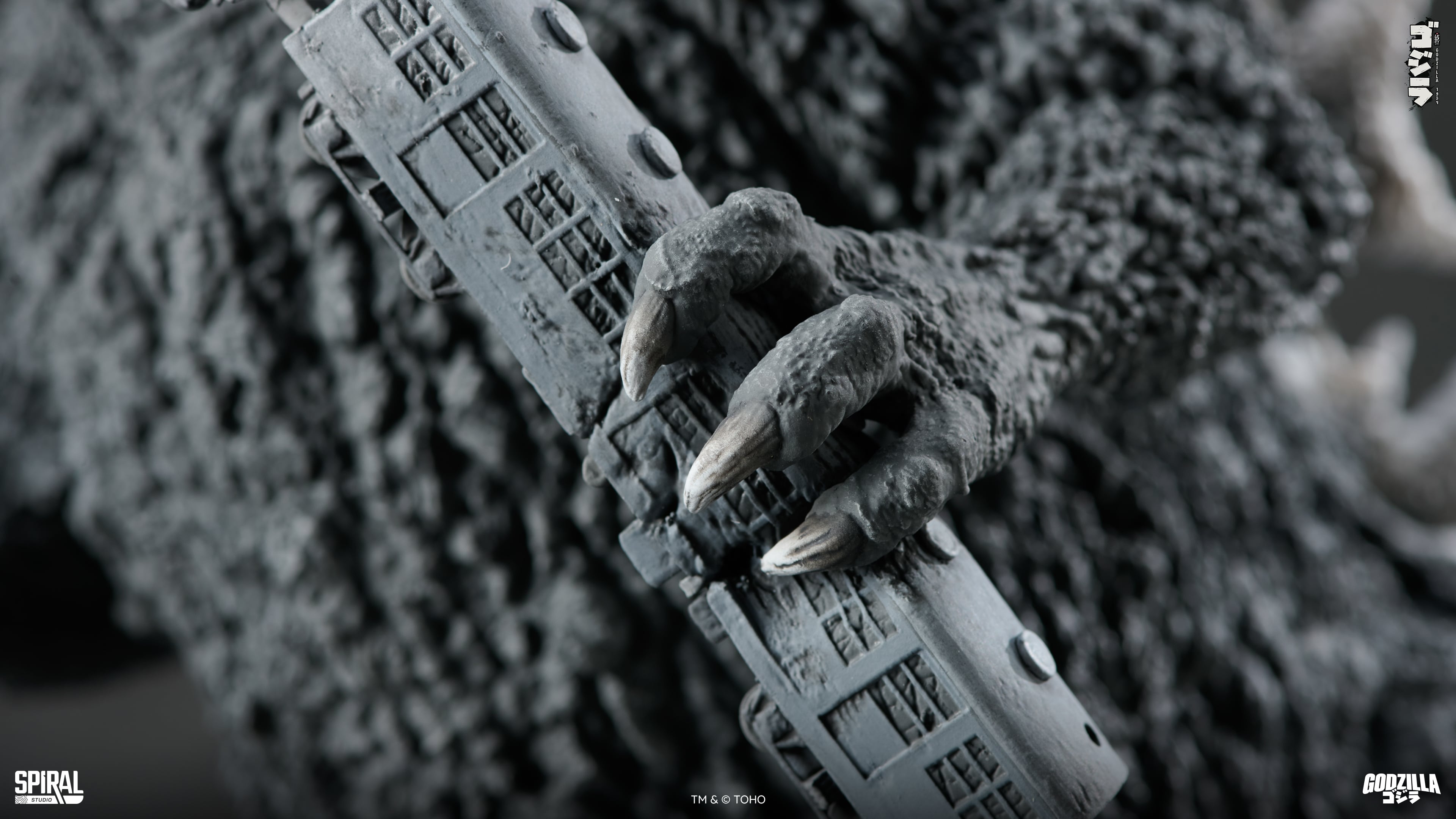 Godzilla (1954) The Legacy Series: Tanaka Kenichi Modeling Collection Godzilla Limited Edition Statue (With Bonus) Gallery Image 29