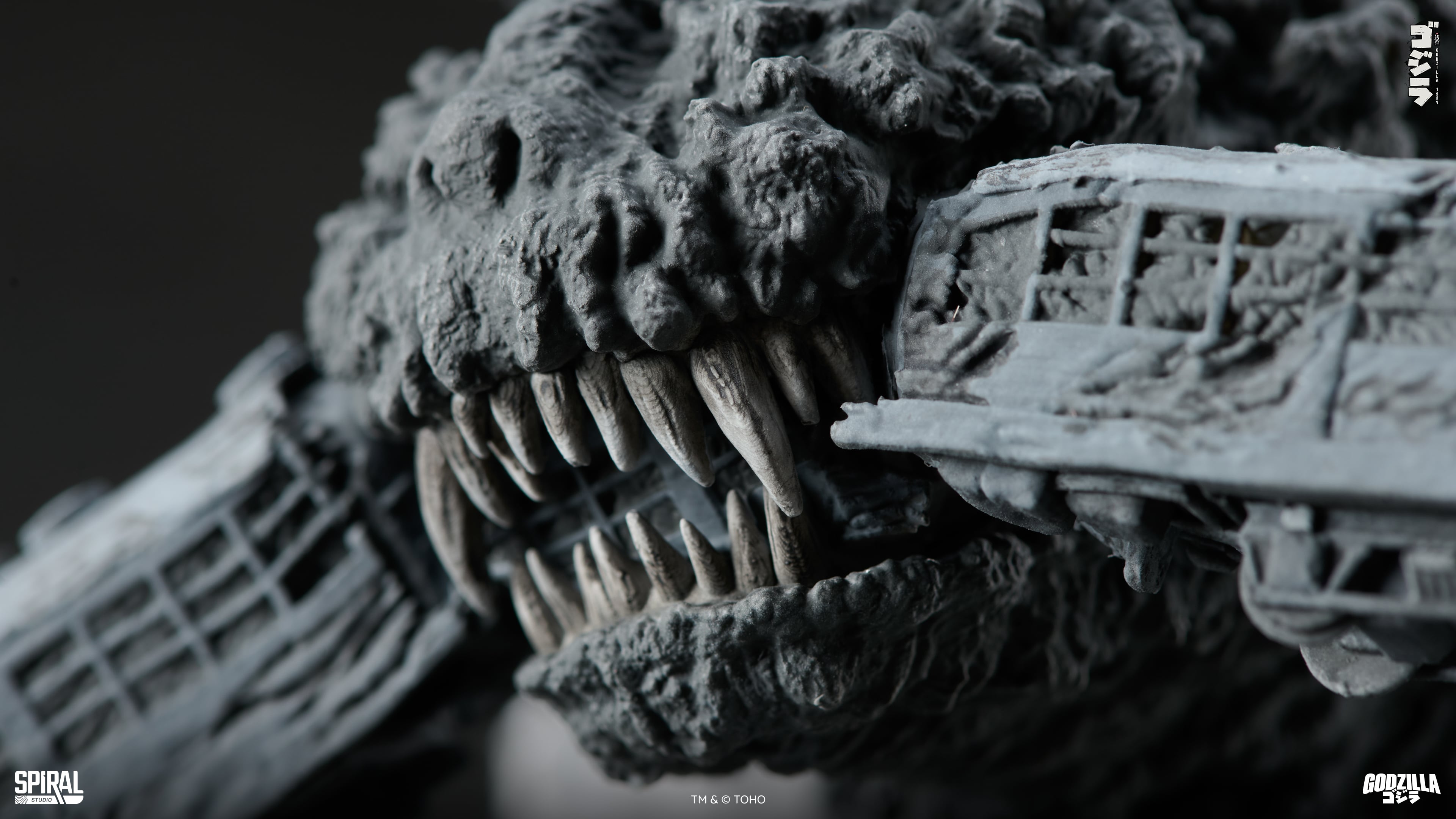 Godzilla (1954) The Legacy Series: Tanaka Kenichi Modeling Collection Godzilla Limited Edition Statue (With Bonus) Gallery Image 10