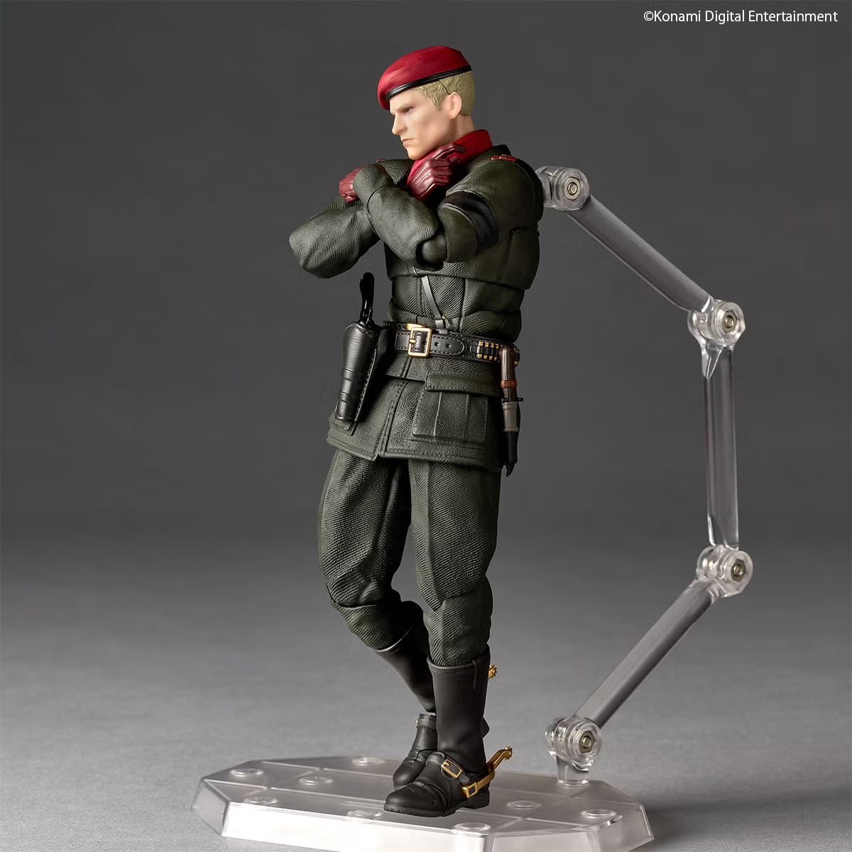 Metal Gear Solid Delta: Snake Eater Amazing Yamaguchi Revoltech NR146 Ocelot Action Figure Gallery Image 4