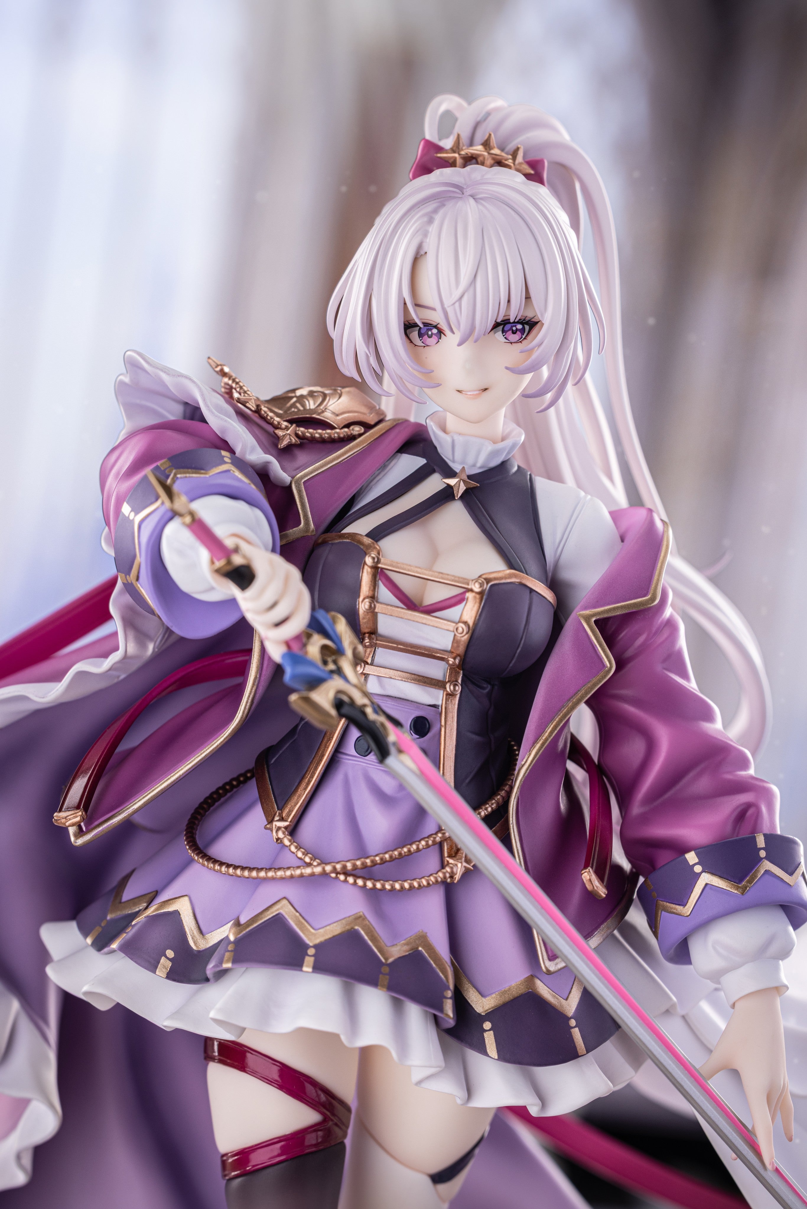 Merlin Amethyst's Glow 1/7 Scale Figure Gallery Image 9