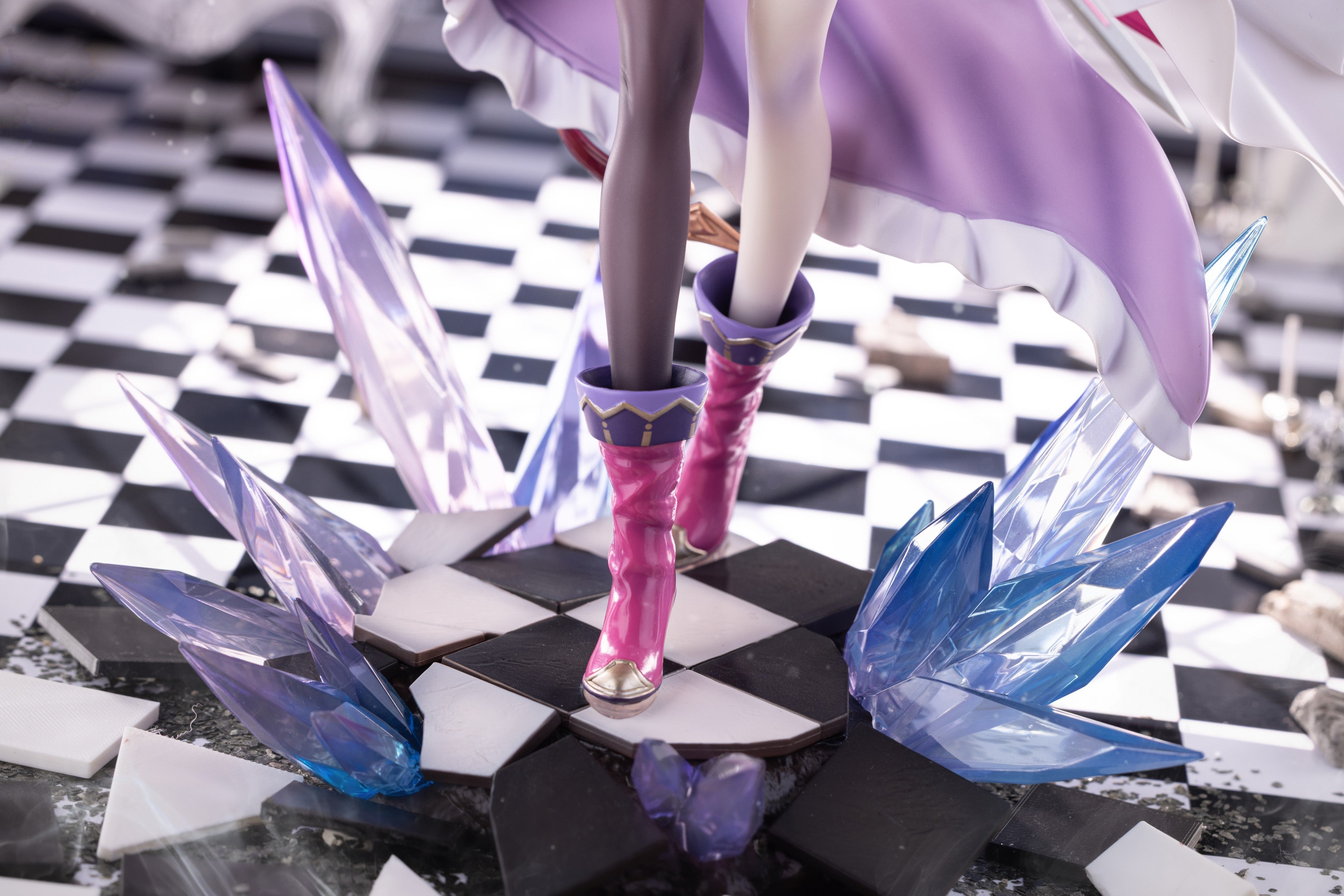 Merlin Amethyst's Glow 1/7 Scale Figure Gallery Image 13