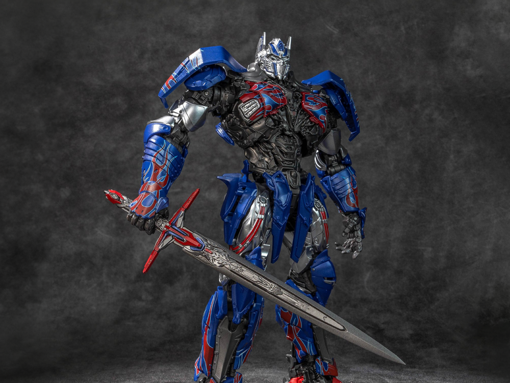 Transformers: The Last Knight AMK Series Optimus Prime Model Kit Gallery Image 1