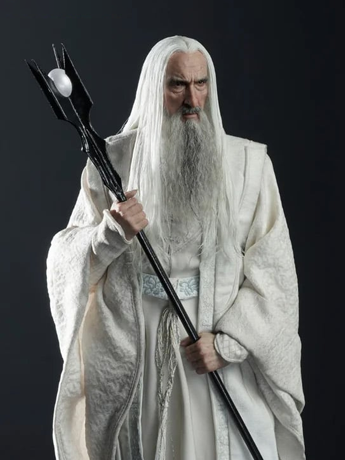 The Lord of the Rings: The Fellowship of the Ring InArt Saruman 1/6 Scale Action Figure Gallery Image 2