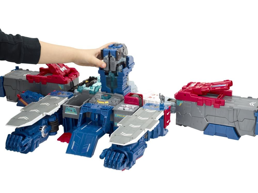 Transformers Titans Return Titan Class Fortress Maximus Gallery Image 14