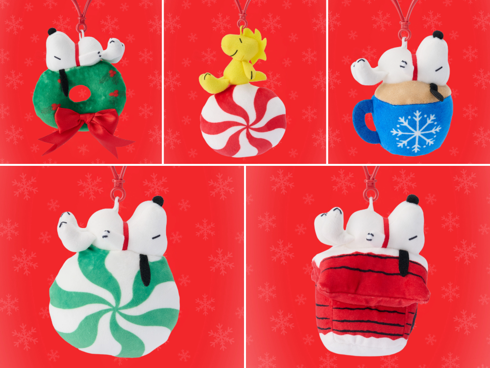 Peanuts Super Duper Plush Peanuts Holiday Random Plush Keychain