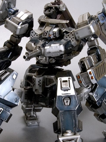 Armored Core 3: Silent Line Variable Infinity Crest CR-C75U2 (Delta Ver.) 1/72 Scale Model Kit