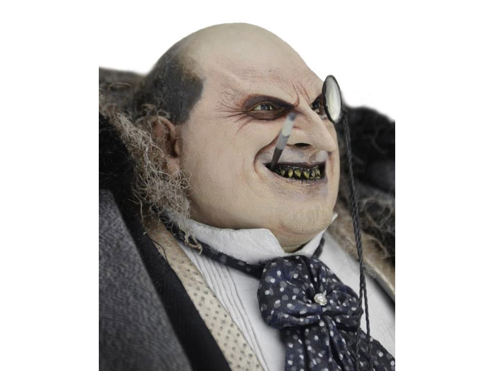 Batman Returns Mayoral Penguin 1/4 Scale Action Figure Gallery Image 15