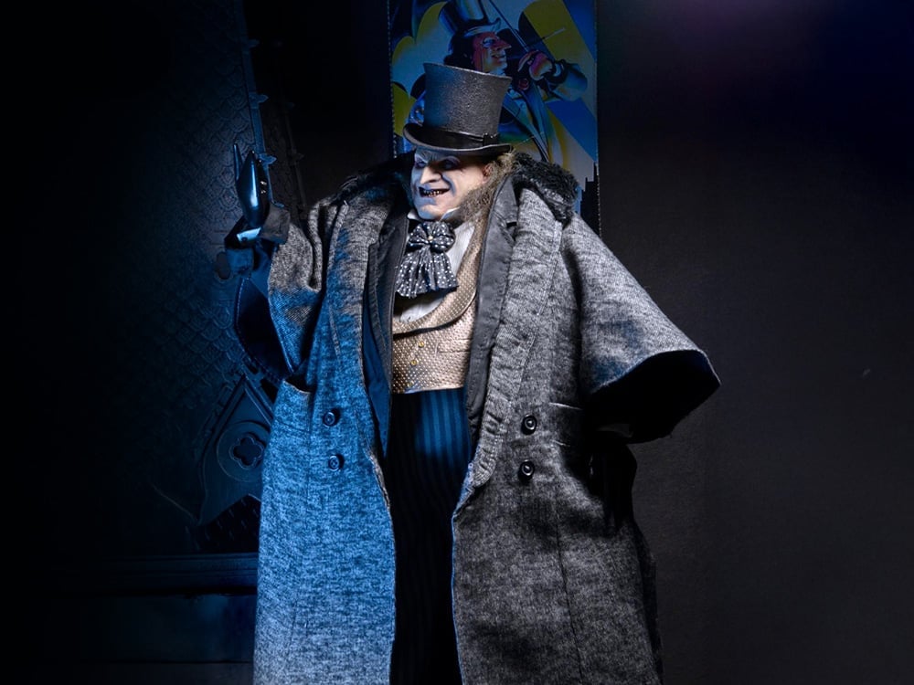 Batman Returns Mayoral Penguin 1/4 Scale Action Figure Gallery Image 1