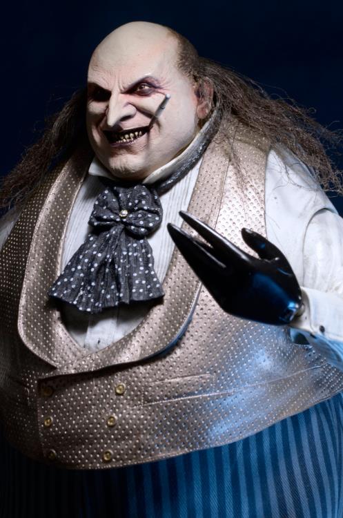 Batman Returns Mayoral Penguin 1/4 Scale Action Figure Gallery Image 9