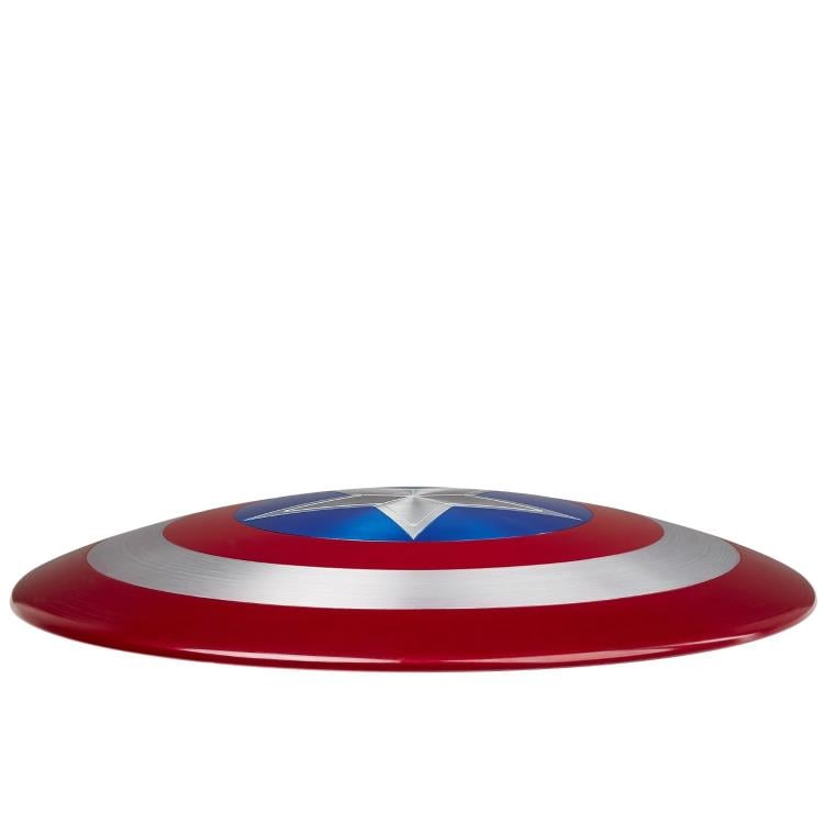 Marvel Legends Captain America 75th Anniversary Life-Size Shield Gallery Image 5