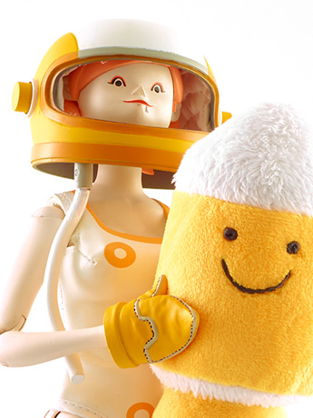 The World of Isobelle Pascha Cosplay Girl Astronaut & Sunbum The Rocket 1/6th Scale Collectible Figure Gallery Image 2