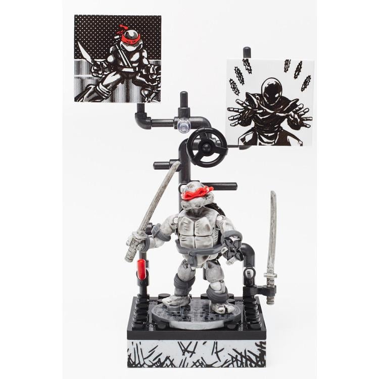 Teenage Mutant Ninja Turtles Mega Bloks Leonardo With Comic Book SDCC 2016 Exclusive Gallery Image 3