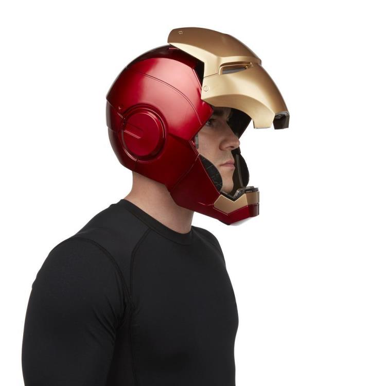 Marvel Legends Iron Man 1:1 Scale Wearable Electronic Helmet Gallery Image 8