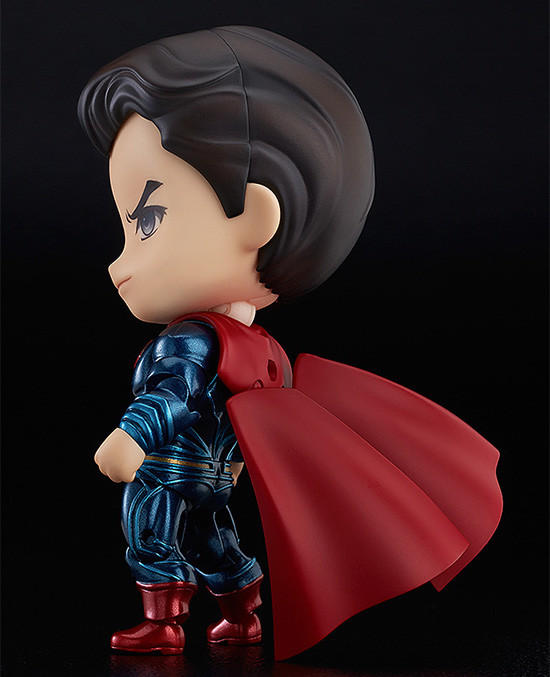Batman v Superman Nendoroid No.643 Superman (Justice Edition) Gallery Image 3