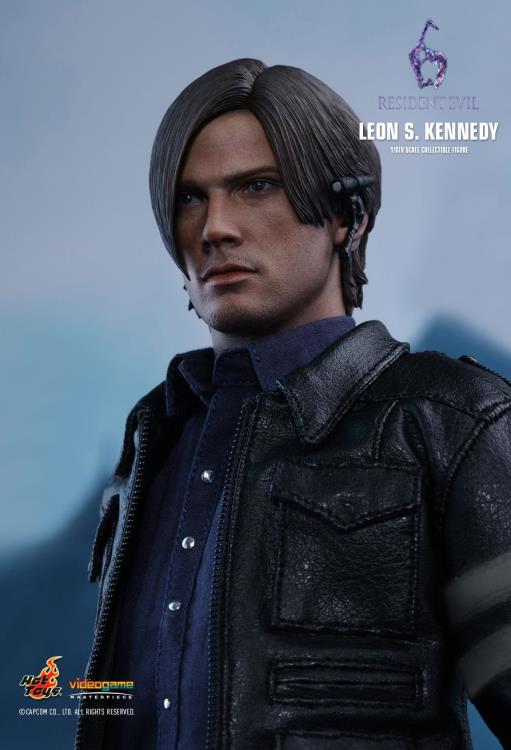 Resident Evil 6 VGM22 Leon S. Kennedy 1/6th Scale Collectible Figure Gallery Image 9