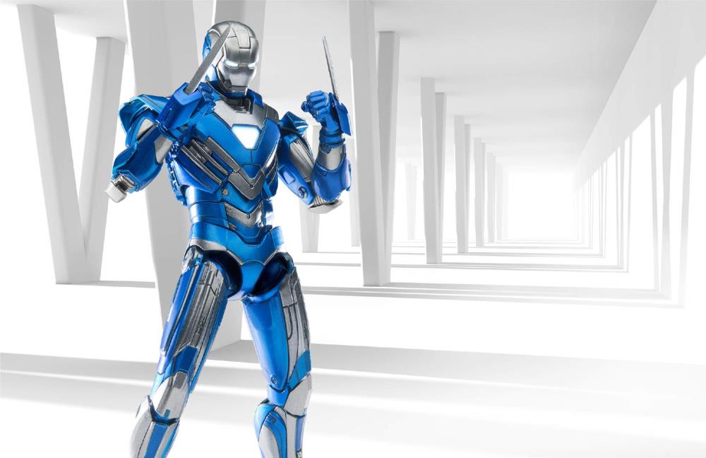 Iron Man 3: 1/12 Scale Die-Cast Iron Man Mark XXX Blue Steel Gallery Image 3