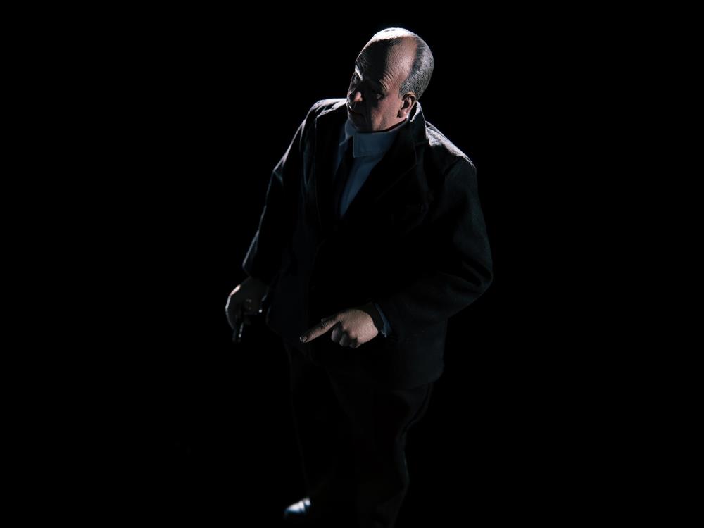 Alfred Hitchcock 1/6 Scale Figure Gallery Image 5