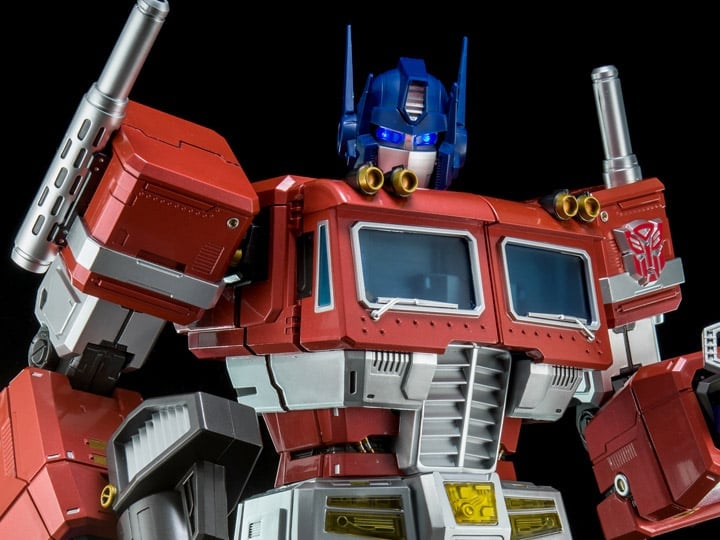 Transformers MAS-01 Optimus Prime Mega Action Figure