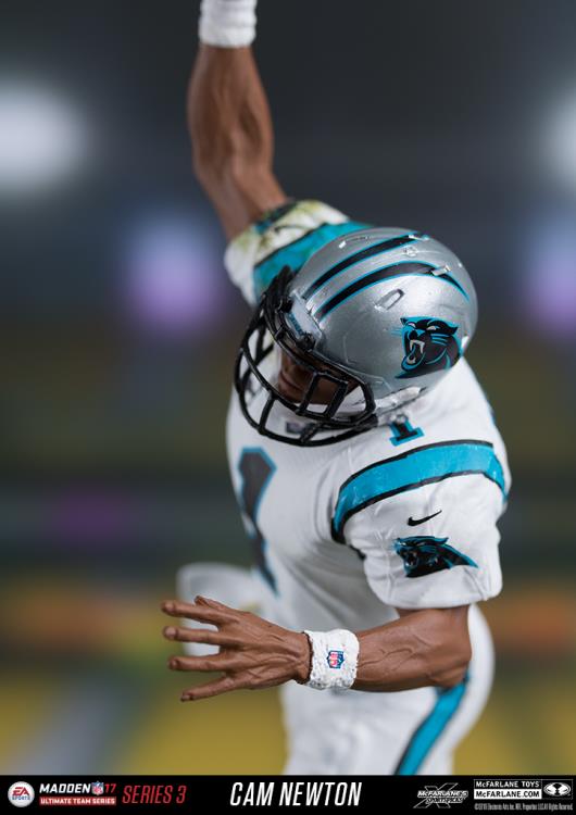 Madden NFL 17 Ultimate Team Series 03 Cam Newton (Carolina Panthers) Gallery Image 5