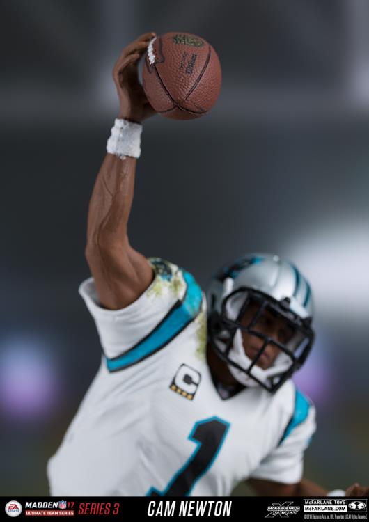 Madden NFL 17 Ultimate Team Series 03 Cam Newton (Carolina Panthers) Gallery Image 7