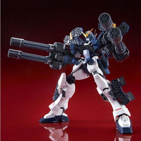 Gundam Wing: Endless Waltz MG Gundam Heavyarms Custom Exclusive 1/100 Scale Model Kit Gallery Image 7