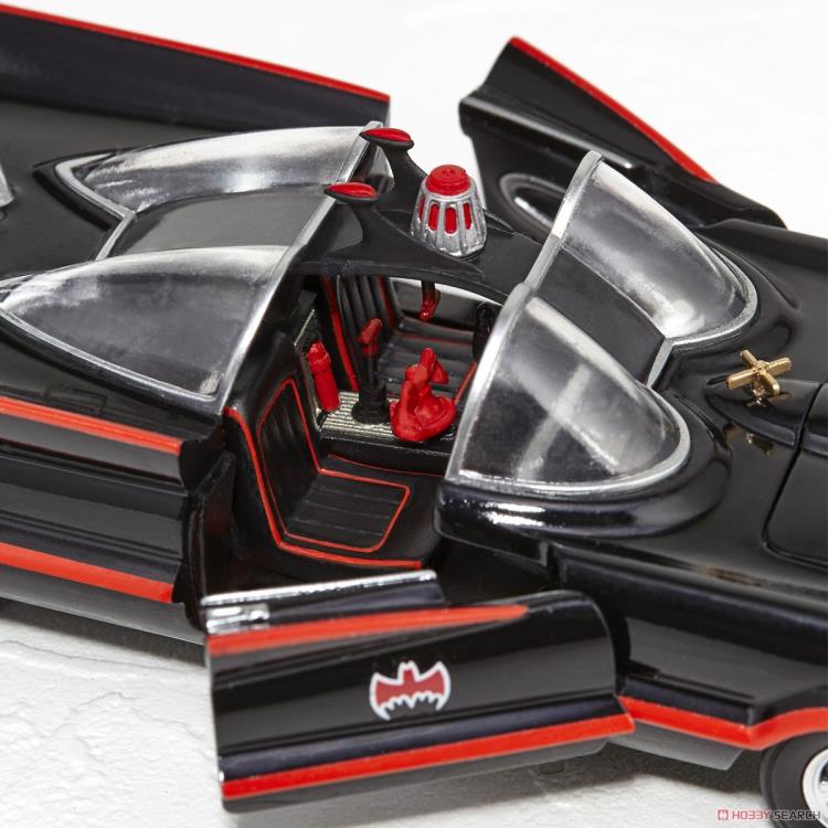 Figure Complex Movie Revo Revoltech No.005 - 1966 Batmobile Gallery Image 9