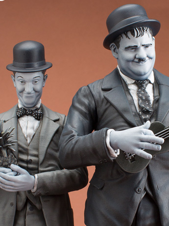 Laurel & Hardy Honolulu Baby Statue Gallery Image 2