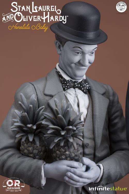 Laurel & Hardy Honolulu Baby Statue Gallery Image 10