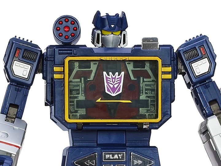 Transformers Masterpiece Soundwave (With 5 Cassettes) Gallery Image 1
