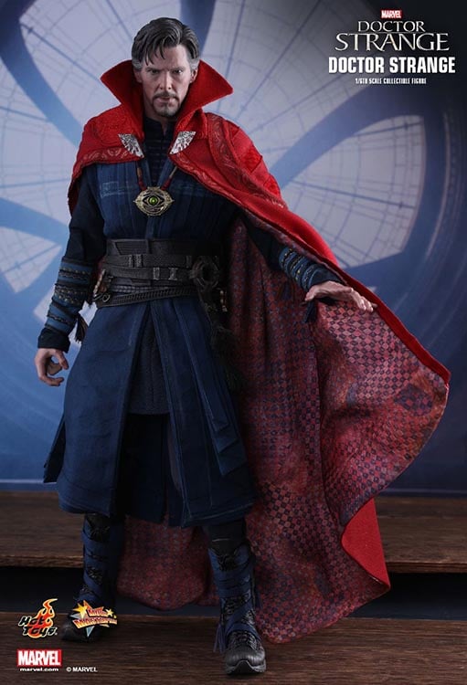 Doctor Strange MMS387 Doctor Strange 1/6th Scale Collectible Figure Gallery Image 4
