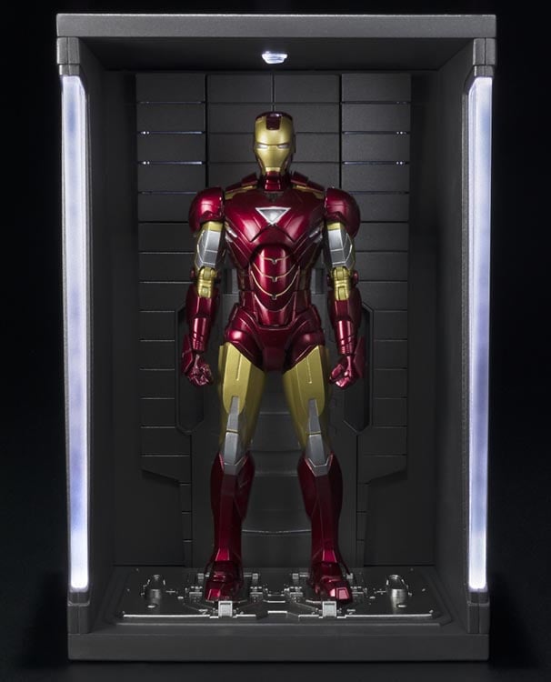 Iron Man 3 S.H.Figuarts Iron Man Mark VI & Hall of Armor Set Gallery Image 3