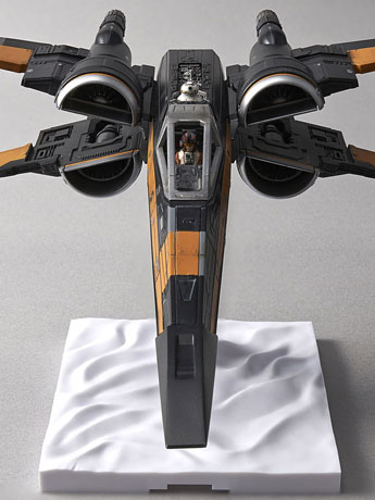 Star Wars Poe's X-Wing Fighter 1/72 Scale Model Kit Gallery Image 2