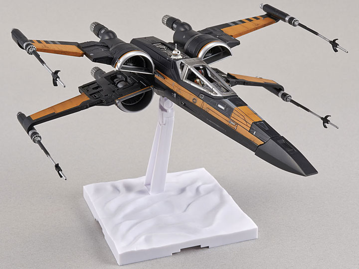 Star Wars Poe's X-Wing Fighter 1/72 Scale Model Kit Gallery Image 1