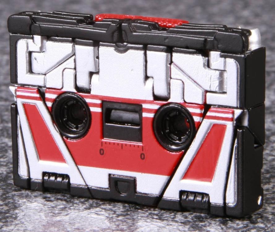 Transformers Masterpiece MP-13 Soundwave With Laserbeak Gallery Image 9