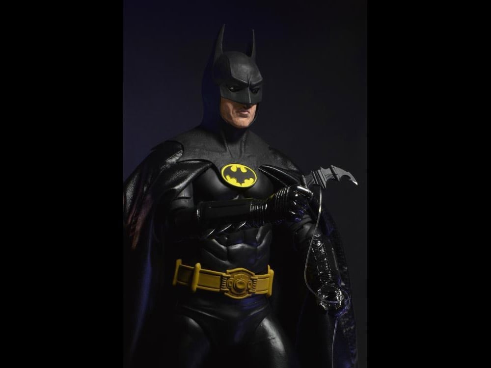 Batman (1989) Batman 1/4 Scale Action Figure Gallery Image 12