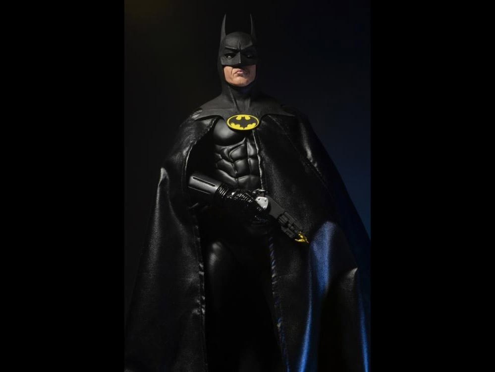 Batman (1989) Batman 1/4 Scale Action Figure Gallery Image 10