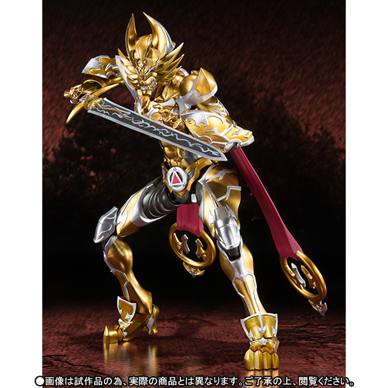 Garo S.H.Figuarts Golden Knight Garo (Leon) Exclusive Gallery Image 4