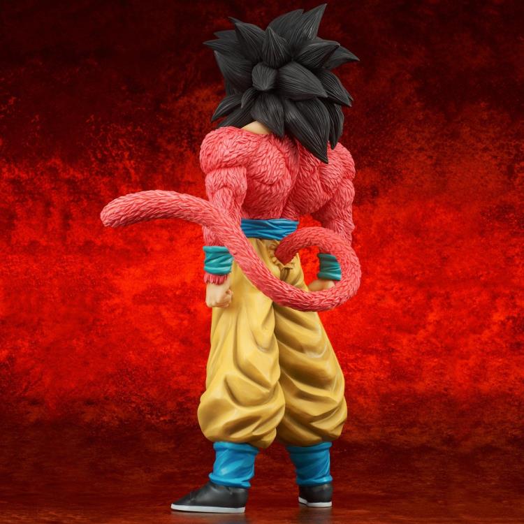 Dragon Ball GT Gigantic Series Goku (Super Saiyan 4) Gallery Image 4