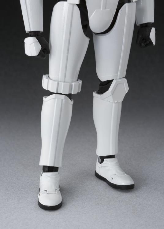Star Wars S.H.Figuarts Stormtrooper (Rogue One) Gallery Image 11