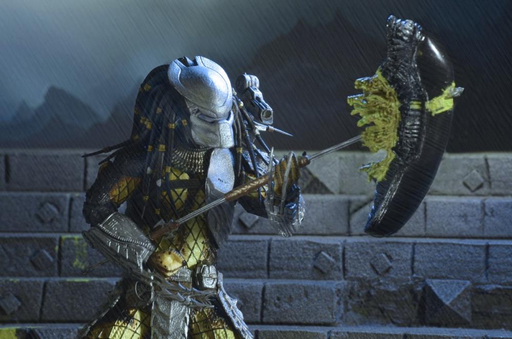 Predator Series 17 Case of 14 Figures Gallery Image 13