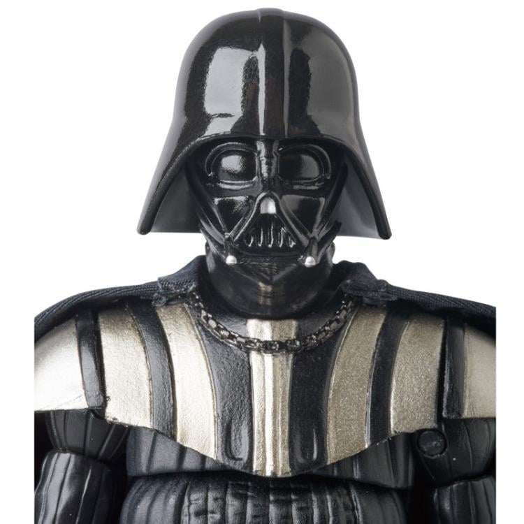 Star Wars MAFEX No.037 Darth Vader (Revenge of the Sith) Action Figure Gallery Image 6
