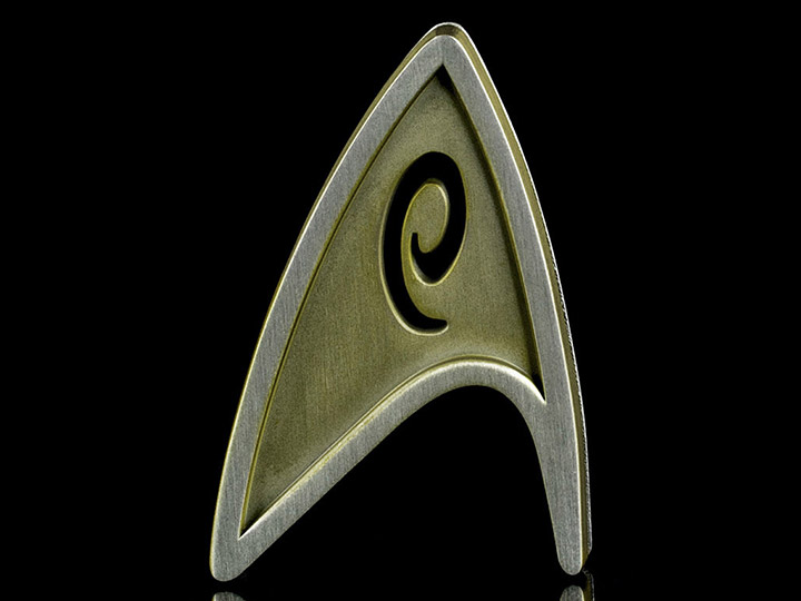 Star Trek Beyond Magnetic Insignia Badge - Operations Gallery Image 1