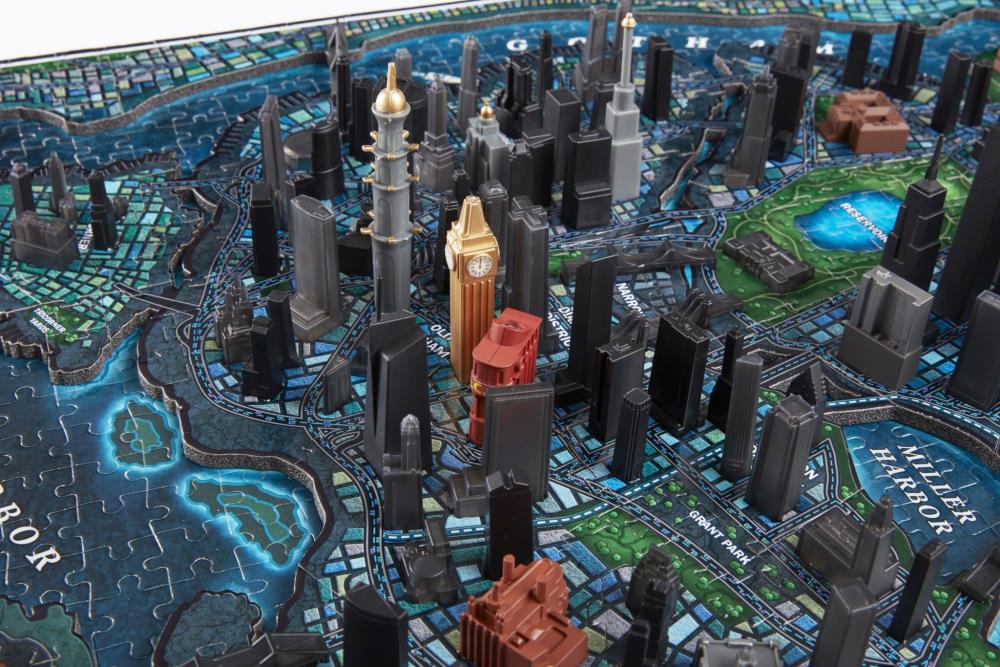 Batman Gotham City 1,593-Piece 4D  Puzzle Gallery Image 8