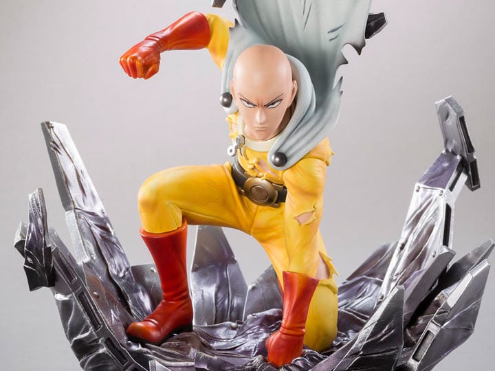 One-Punch Man Xtra Saitama Statue Gallery Image 1