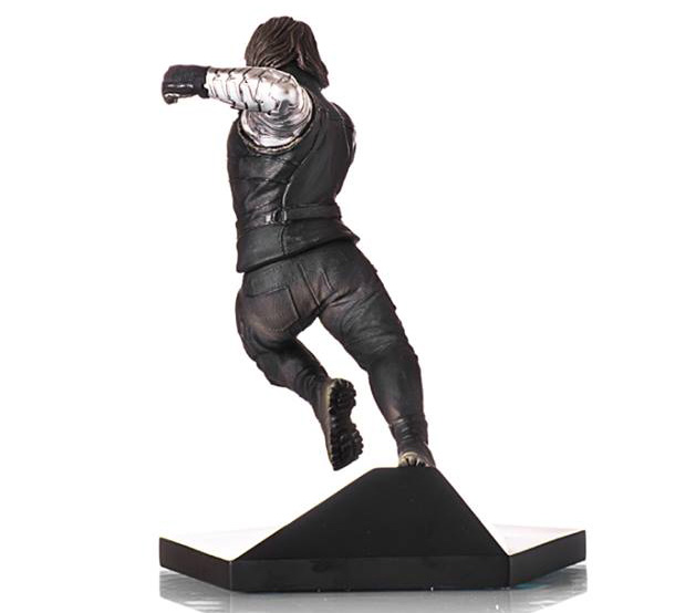 Captain America: Civil War Winter Soldier 1/10 Art Scale Statue Gallery Image 5