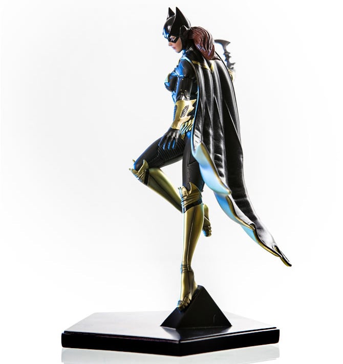 Batman: Arkham Knight Batgirl 1/10 Art Scale Statue Gallery Image 6